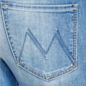 mother jeans FRAY
WASH: BIRDS
OF PARADISE size 27